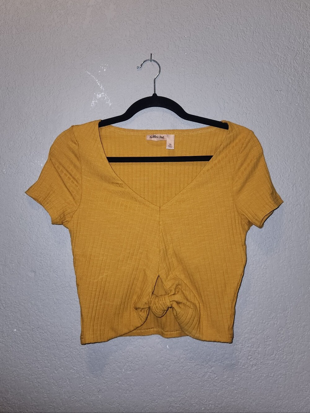 Willow Root Dark Yellow Ribbed Cropped Tee W Tie Detail | Medium